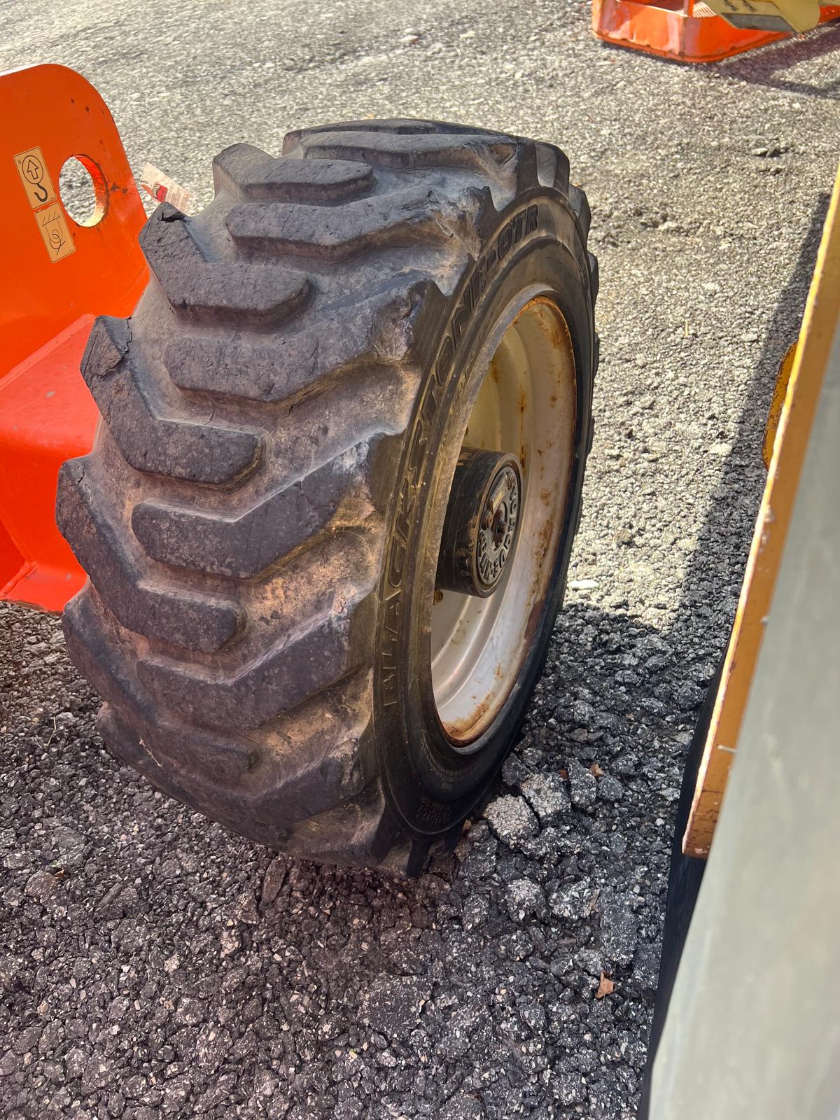 Sold - Telescopic Boom Lift - View 6